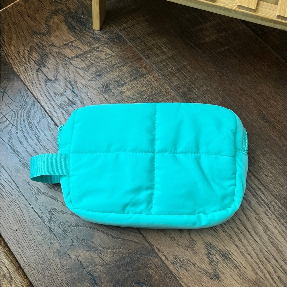 NWOT! Ulta Beauty - Cosmetic Travel Bag!